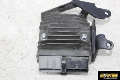22 TRIUMPH STREET TRIPLE RS RECTIFIER VOLTAGE REGULATOR
