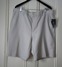 NWT PGA Tour Comfort Stretch Waistband Moisture Wicking Golf Short Beige Size 38