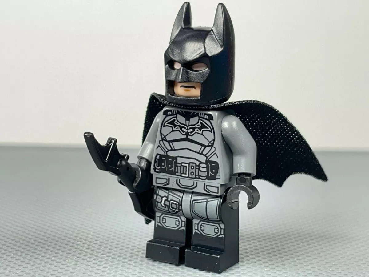 DC Super Heroes LEGO The Batman Grey Suit Minifigure 76183 76179 76181 sh786