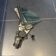 Mercedes  R170  SLK hinten Links Seitenscheibe Hinten Mit Motor Links  (124)