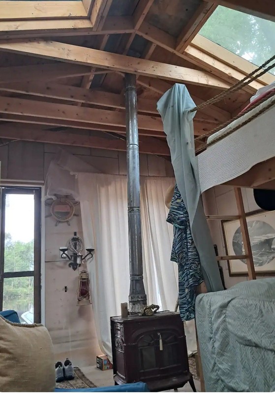 Tiny house stone cottage - Image 5