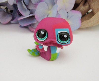 2007 HASBRO LPS LITTLEST PET SHOP SPECIAL EDITION MOD SERIES WALRUS ATTITUDE 4+
