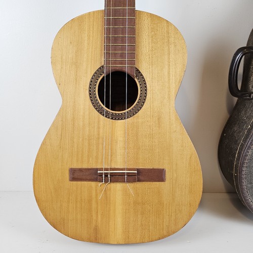 GUITAR - Vintage 1967 Signed DH McIntosh Handmade Classical Spanish Acoustic VTG - Picture 4 of 19