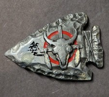 VINTAGE 1988 SISKIYOU ARROWHEAD WITH BULLS HEAD SOLID PEWTER BELT BUCKLE