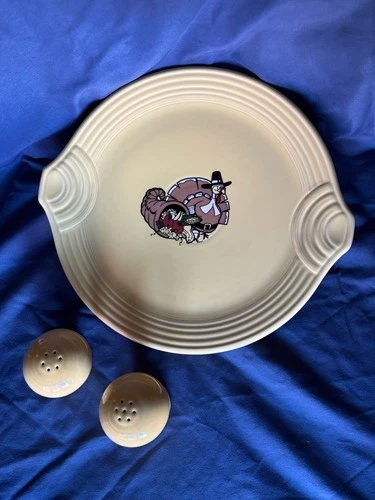 FiestaWare Sunflower Yellow Pilgrim Turkey Thanksgiving cake platter & S/P Shake