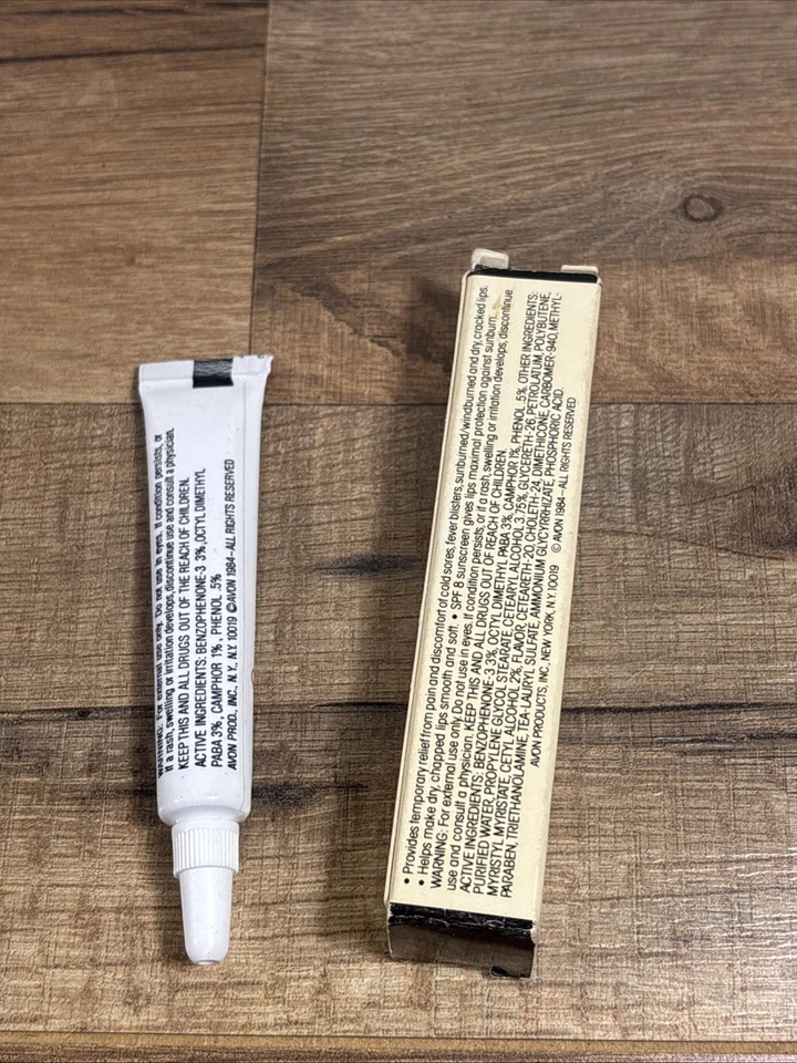 NOS Vintage 1984 Avon Care Deeply Medicated Lip Relief with SPF 8 / .20 oz NIB - Image 3 of 4