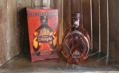 Dimple 12 Years Old Blended Scotch Whisky 0,7L 40% ältere Flasche