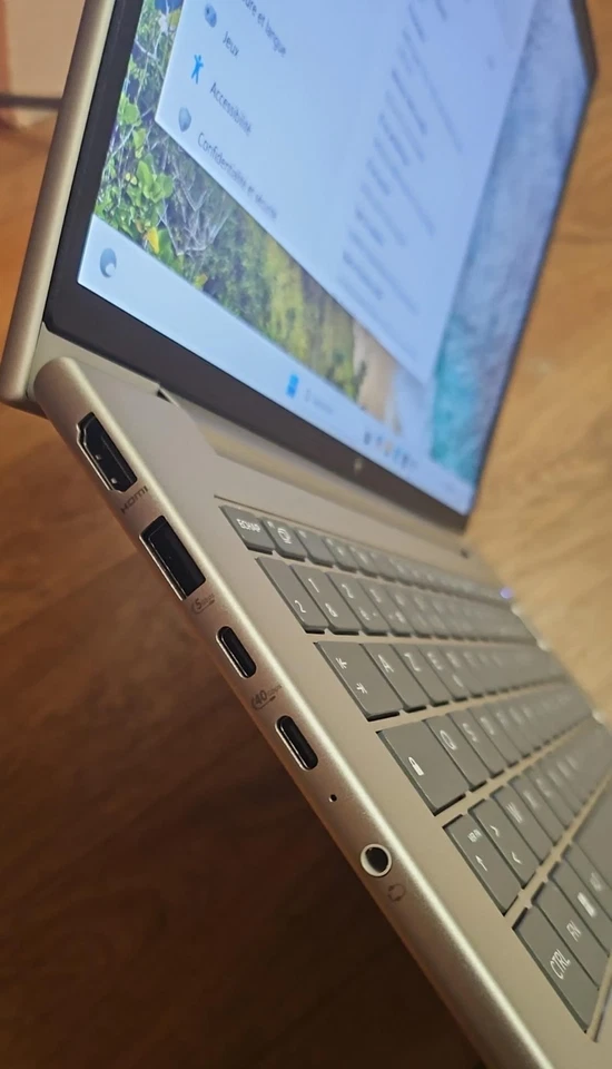 HP EliteBook 645 G11 · Ryzen 5 PRO 7535U · 16GB · 256GB, photo 4 sur 5