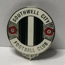 Southwell city FC Enamel Badge  Non League Football Clubs 