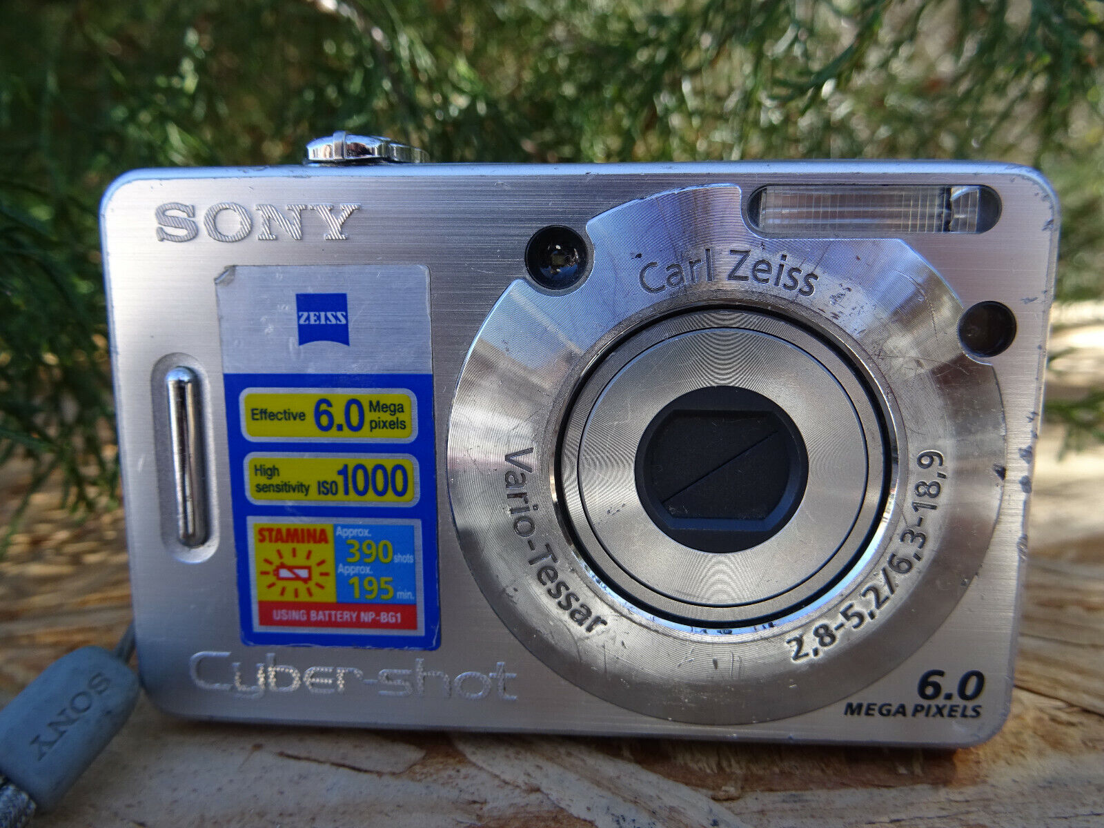  Sony Cybershot DSCW50 6MP Digital Camera with 3x Optical Zoom  : Point And Shoot Digital Cameras : Electronics