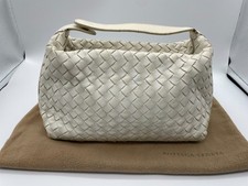BOTTEGA VENETA Intrecciato White Leather Pouch Bag Auth 251002