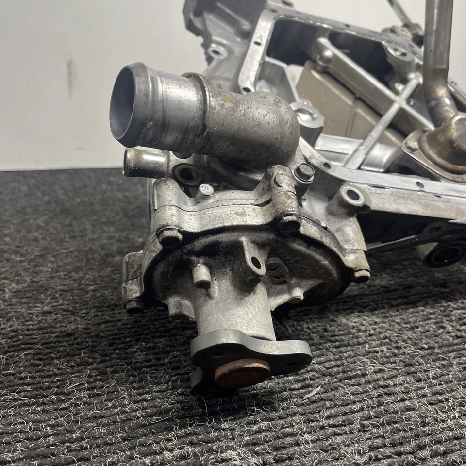 ☑️ Montaje de bomba de agua para cárter de aceite superior Scion FRS Toyota 86 Subaru BRZ FA20 OEM Foto 2 de 4