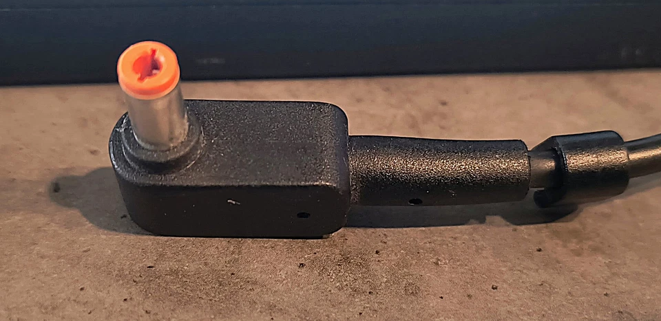 LITEON PA-1131-05 19V 135W Laptop Charger Power AC Adapter for Acer V Nitro + - Image 2 of 3