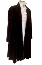 Vintage Black Velvet Coat Size M 48” Oversized Jacket Opera Witchery Victoriana