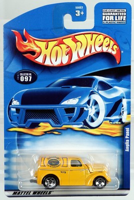 Hot Wheels Anglia Panel #50627 Never Removed from Package 2000 Yellow 1:64