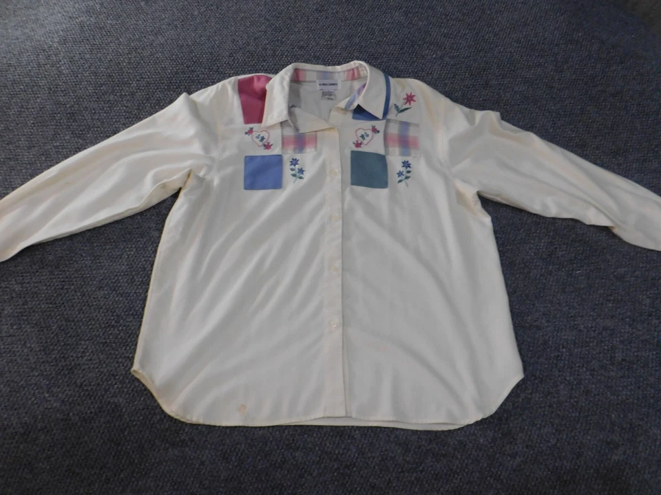 Alfred Dunner Top Talla 20 Blanco Mujer Bolsillos Florales Botones Poliéster Algodón Foto 2 de 4