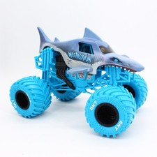 Spin Master Monster Jam Megalodon Shark Truck 1:24 Diecast