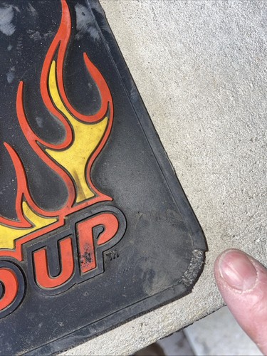 VINTAGE - LOONEY TUNES YOSEMITE SAM MUD FLAPS - ALL FIRED UP - Bild 16 von 24