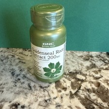 GNC Herbal Plus Goldenseal Root Extract Herbal Supplement 50 Capsules