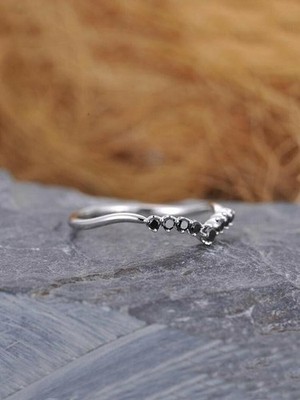 1.20Ct Round Cut Simulated Black Diamond Curved Fancy Ring 14k White Gold Plated