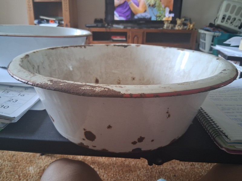Enamel Basin Round Wash Tub Vintage