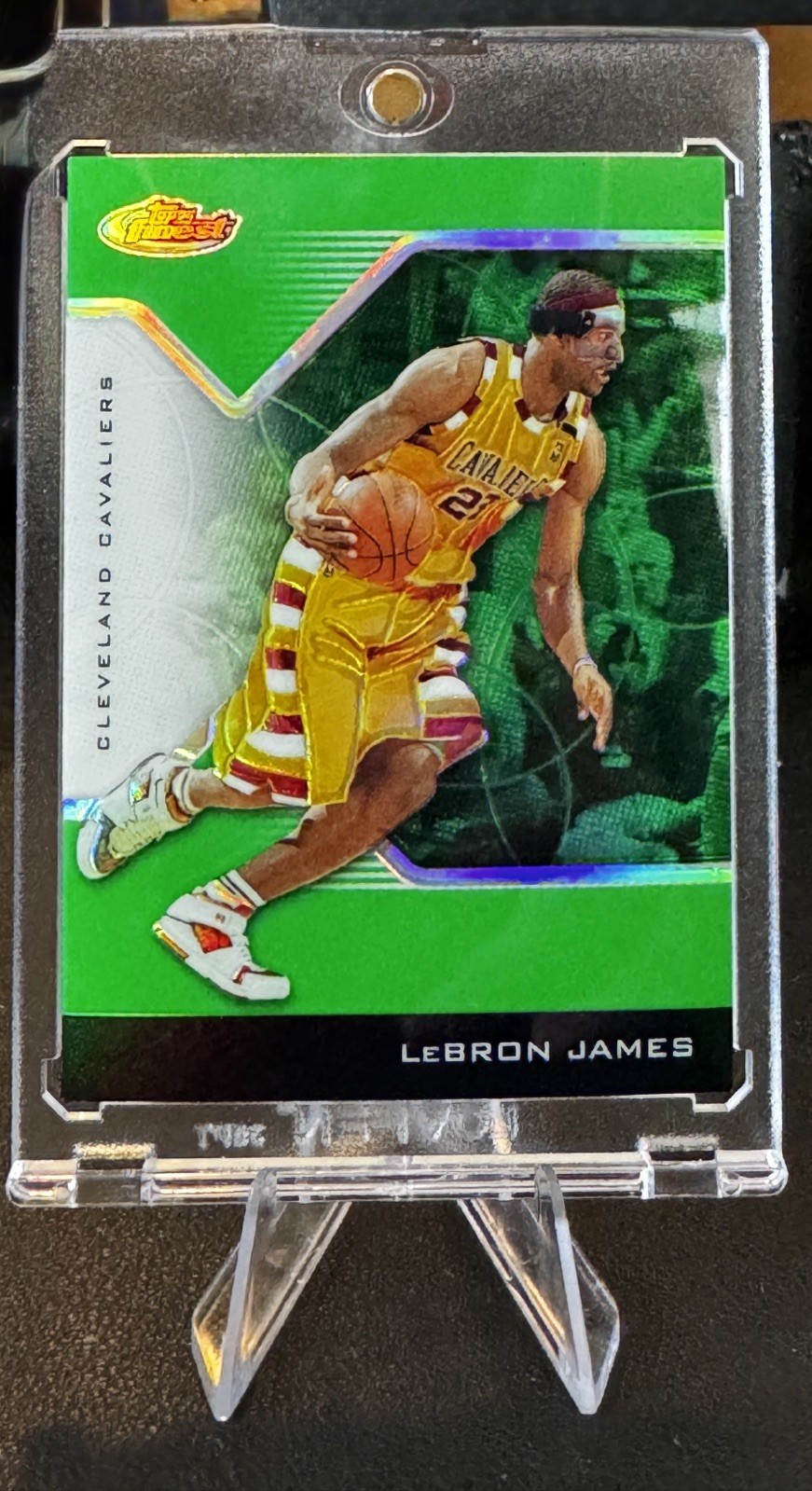 2004 Topps Finest Lebron James Green Refractors /49  #23