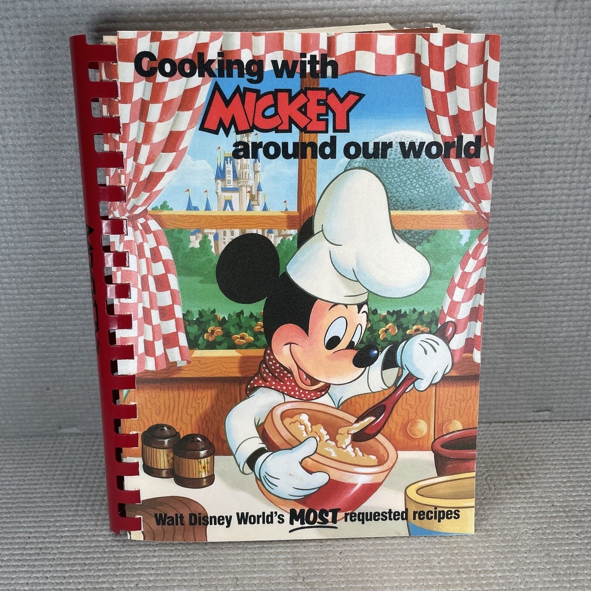 Walt Disney's Mickey Mouse Cookbook 英語版 Walt Disney's Mickey Mouse Cookbook (1990 Revision) : Free