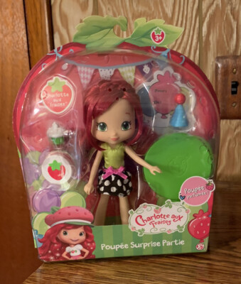 Strawberry Shortcake Herself Surprise Party Doll Bridge Direct 2015 French