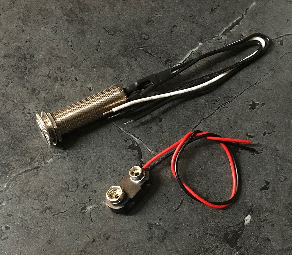 Switchcraft 152B Stereo Long Threaded Jack with Battery Clip for