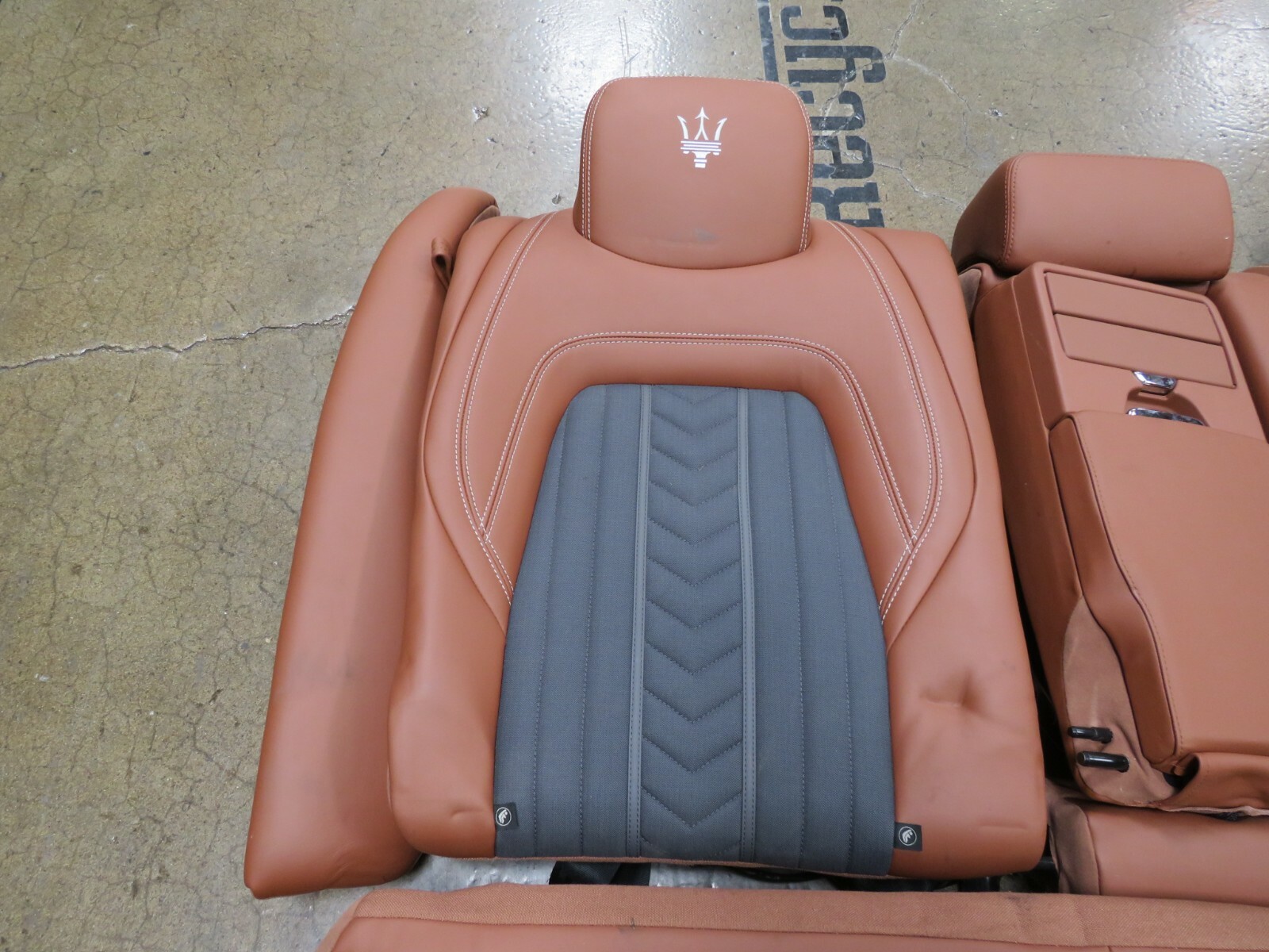 Maserati Quattroporte, Complete Rear Seat, Black/Brown, Used