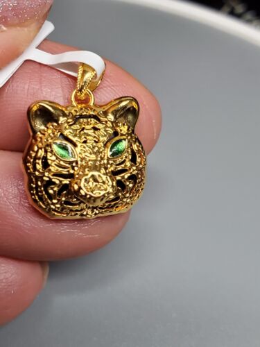 AGATE 18KT SOLID YELLOW GOLD TIGER PENDANT 20MM - Picture 1 of 20