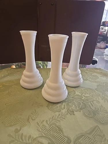 Vintage Milk Glass Bud Vase Set Of Three Marked #2#3#4 Consecutively