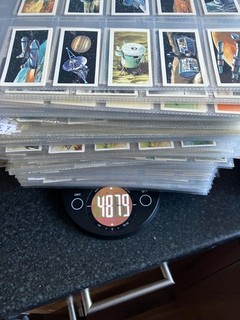 4.8kg Large Collection of Cigarette & Trade Cards in Plastic Sleeves Job Lot