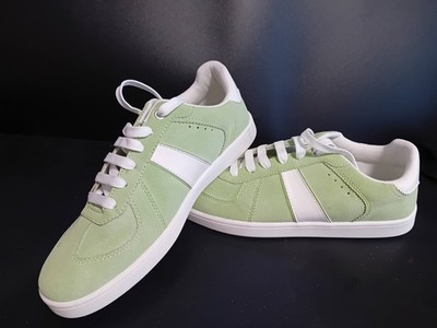 Stradivarius Damen-Sportschuhe Wildleder grün UK-Größe 8