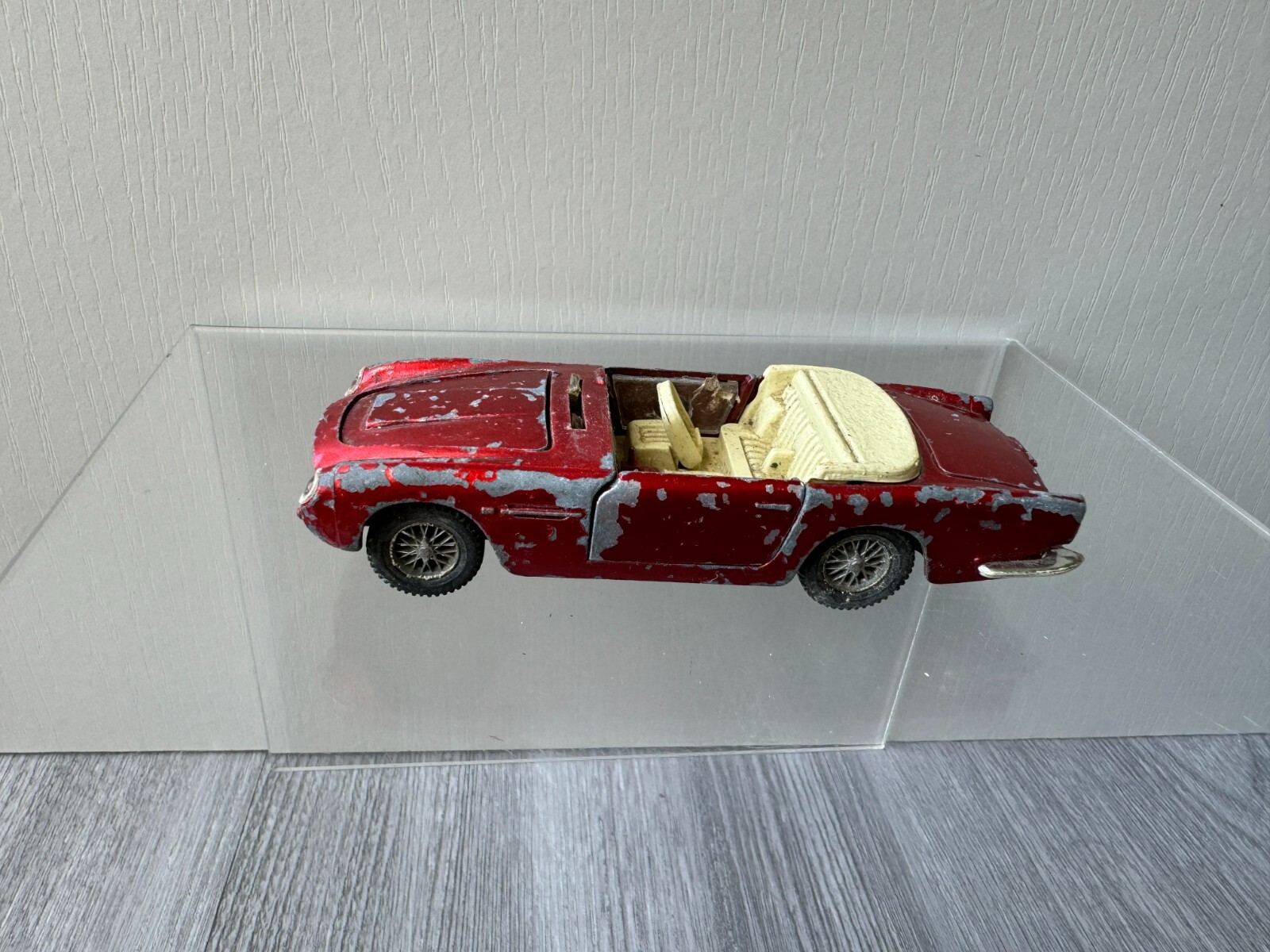 Dinky 110, Aston Martin DB3 Sports - Free Price Guide & Review