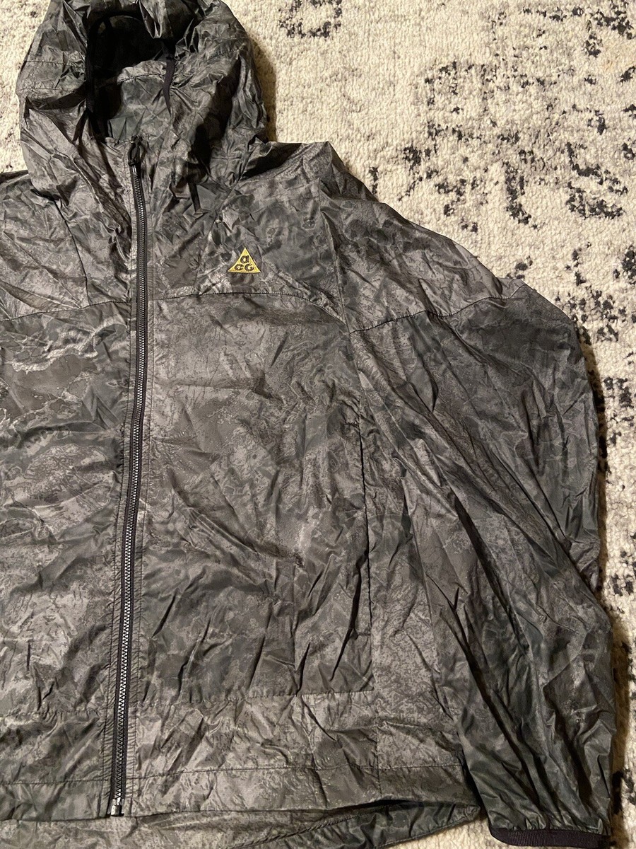 Nike ACG Men's Lightweight Allover Print Jacket CF6 Cider Nike ACG Men's Lightweight Allover Print Jacket CF6 Cider
