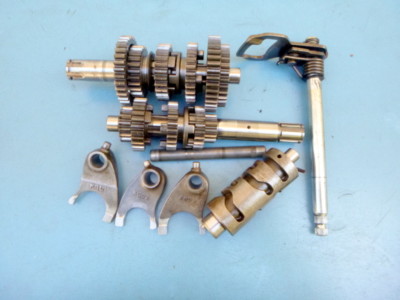 Carter D'embrayage KYMCO 125 HIPSTER - Référence Moteur RJ25 - Occasion, Fonctionnel, Quelques Marques D'usure