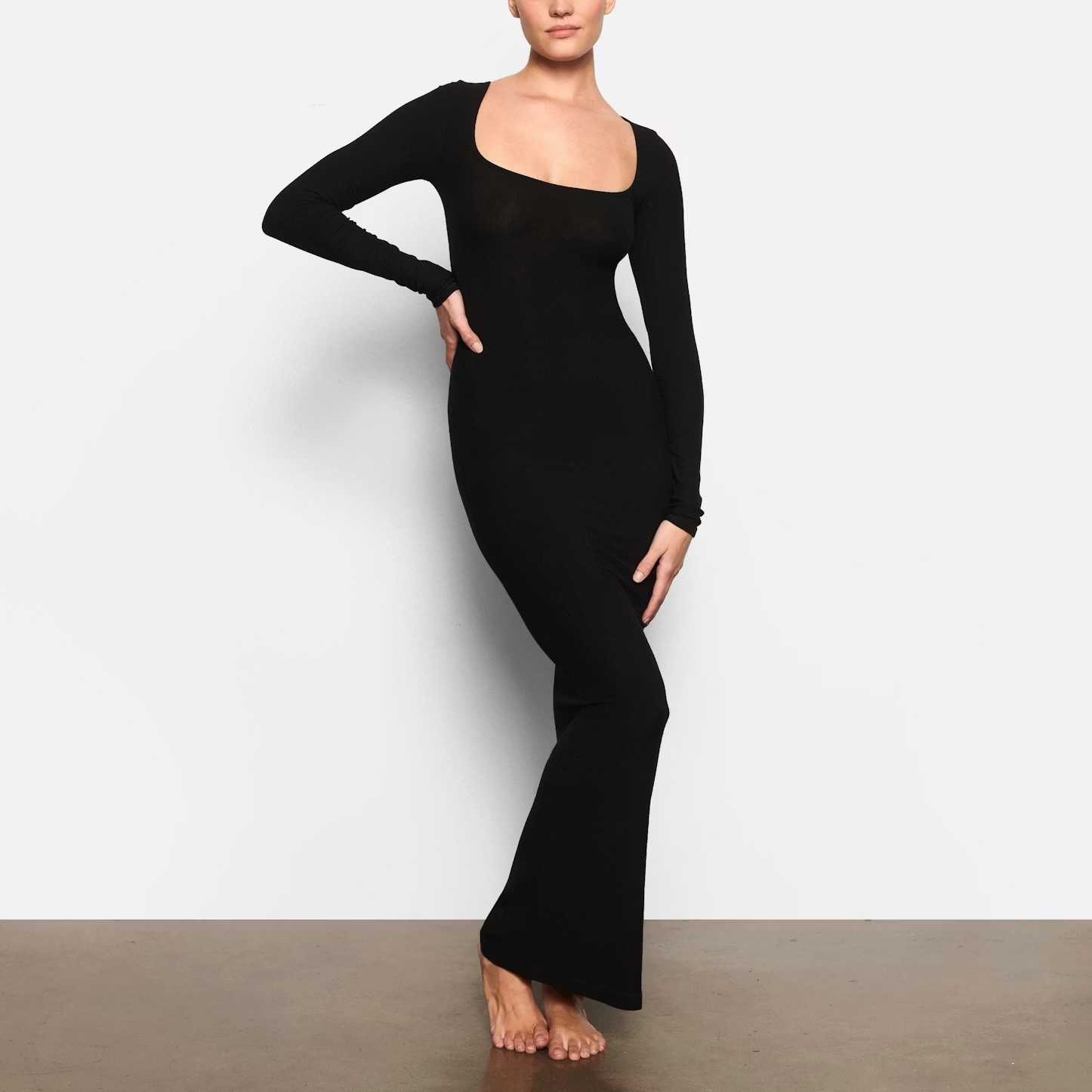 SKIMS Soft Lounge Long Sleeve Dress Maxi Colour Onyx Size M