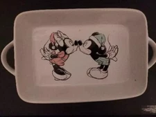 15" Disney Mickey & Minnie Mouse Holiday Kisses Baking Dish Ceramic W/Handles