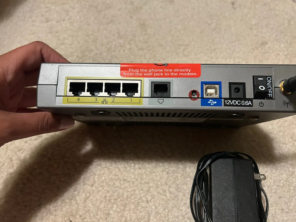 Verizon Actiontec GT704WG 4-Port 54 Mbps Wireless DSL Modem Router w/ Adapter - Image 4 of 4