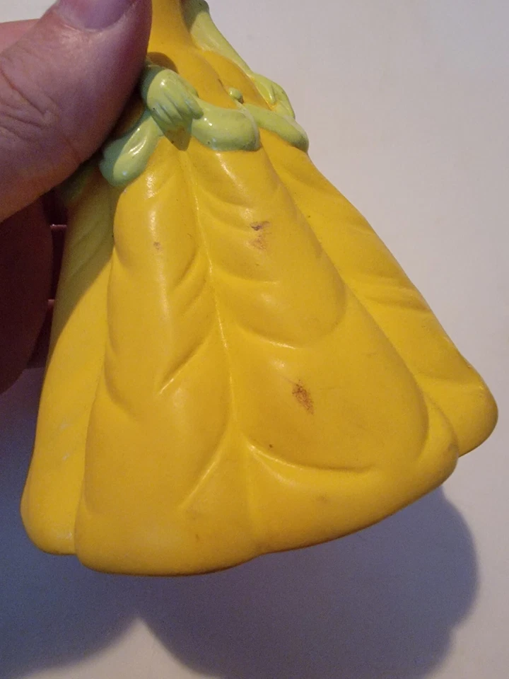 Juguete de colección 1992 Disney La Bella y la Bestia Bella 6,5" marioneta de mano pizza cabaña Foto 4 de 4