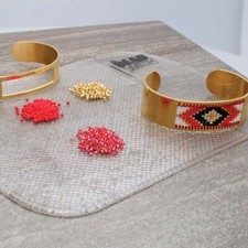 Clear Sticky Bead Mat 7.5" x 5.5" Sticky on both Sides. Keep Your Beads  Jewe