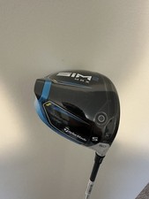 Brand New RH TaylorMade SIM 2 Max 9 Driver Fujikura Ventus Blue 5 Stiff