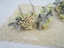 Lot VTG Silk Flowers, Wrapped Stems, Pips - Millinery, Sewing, Crafts 12 Stems a