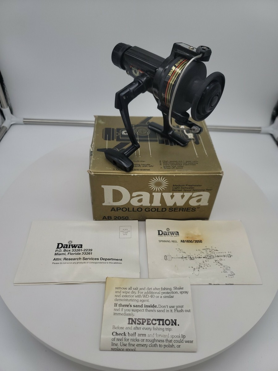 Daiwa AB 2050 Open Face Spinning Reel - Quick Fold Handle Vintage