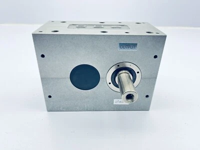CDS IP80 137D6 PARALLEL INDEX DRIVE 28mm-SHAFT GEARBOX - Image 1 of 4