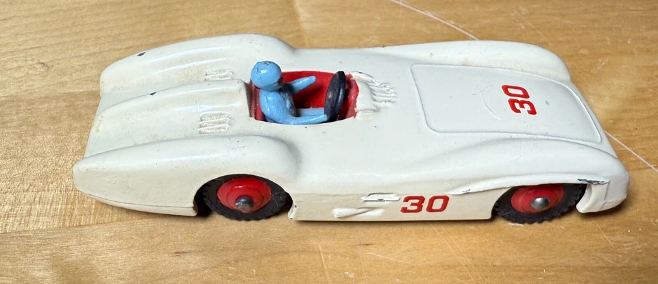 Coche de carreras Meccano Dinky Toy Mercedes Grand Prix #237 - Original - ENVÍO A EE. UU. Foto 3 de 4