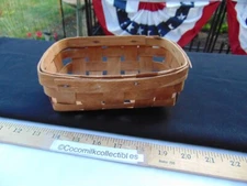 Vintage 1950's Wood Woven Small Basket 71/2 by  6" by 3" high use for Art Fruit 