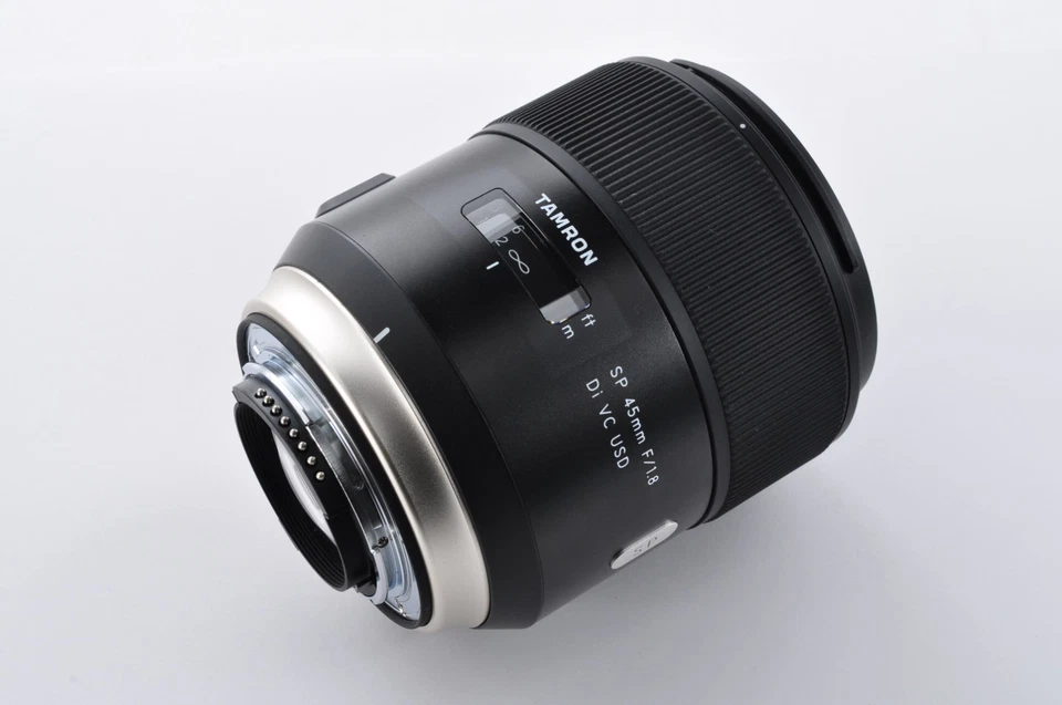 Lente TAMRON SP 45mm F1.8 Di VC USD Prime Nikon Fmount quase em perfeito estado do Japão #7796 - Imagem 2 de 4