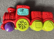 Tren de tracción VTech Pop Up Friends - Juguete de aprendizaje musical